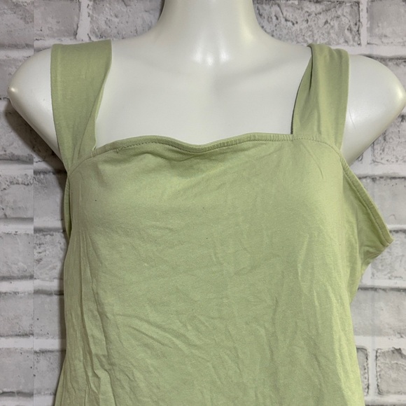 Suzy Shier Light Green Tank Top, size XL - Picture 3 of 4